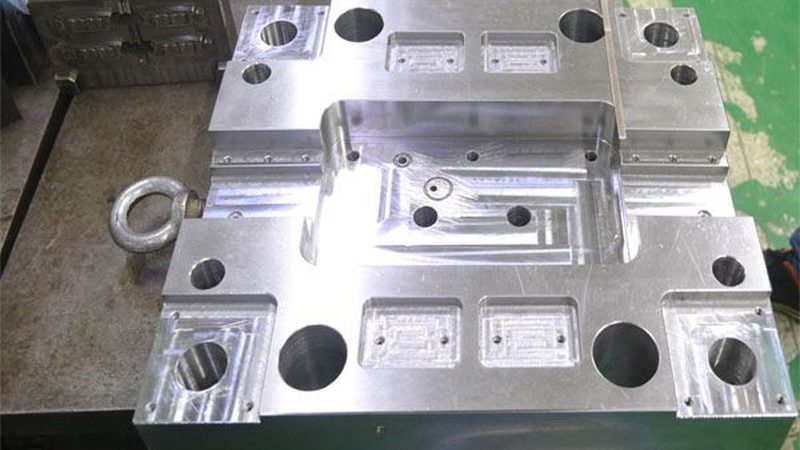 揭秘上海模具加工公司报价：背后的因素与考量