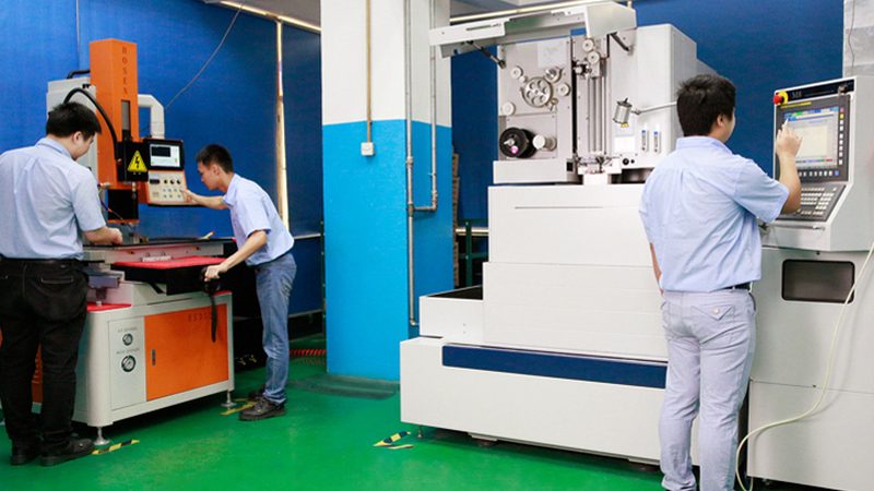 家电外壳冲压模具：揭秘其核心工艺与选型要点**